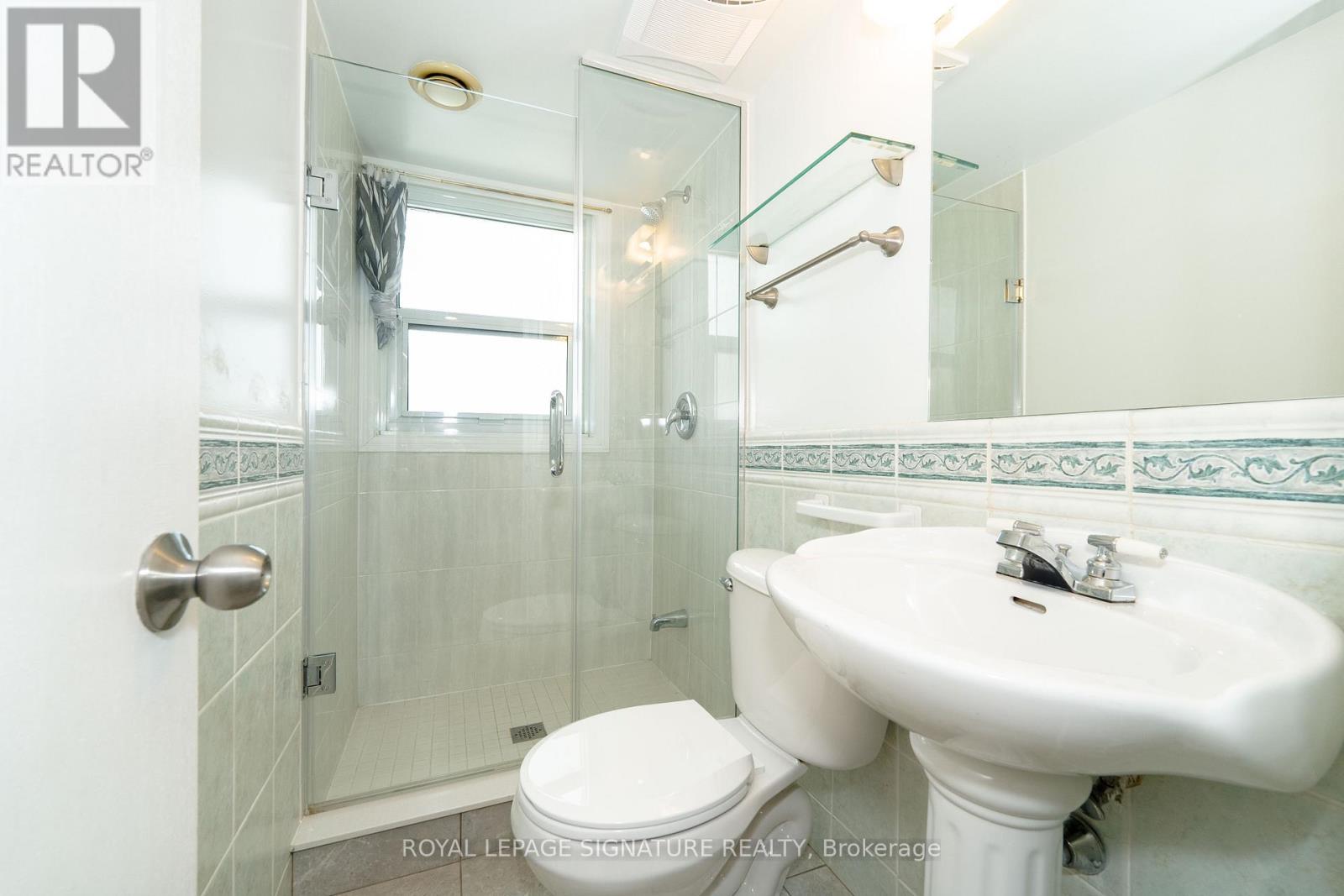 145 Sloane Avenue, Toronto, Ontario  M4A 2B8 - Photo 30 - C12723476