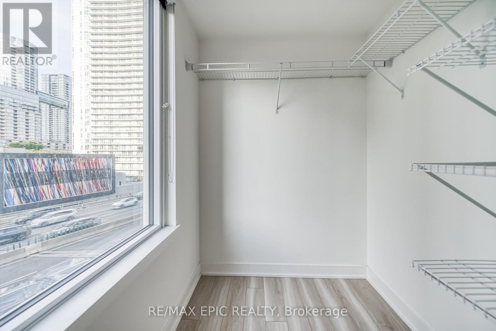 810 - 17 Bathurst Street, Toronto, Ontario  M5V 0N1 - Photo 29 - C12723518