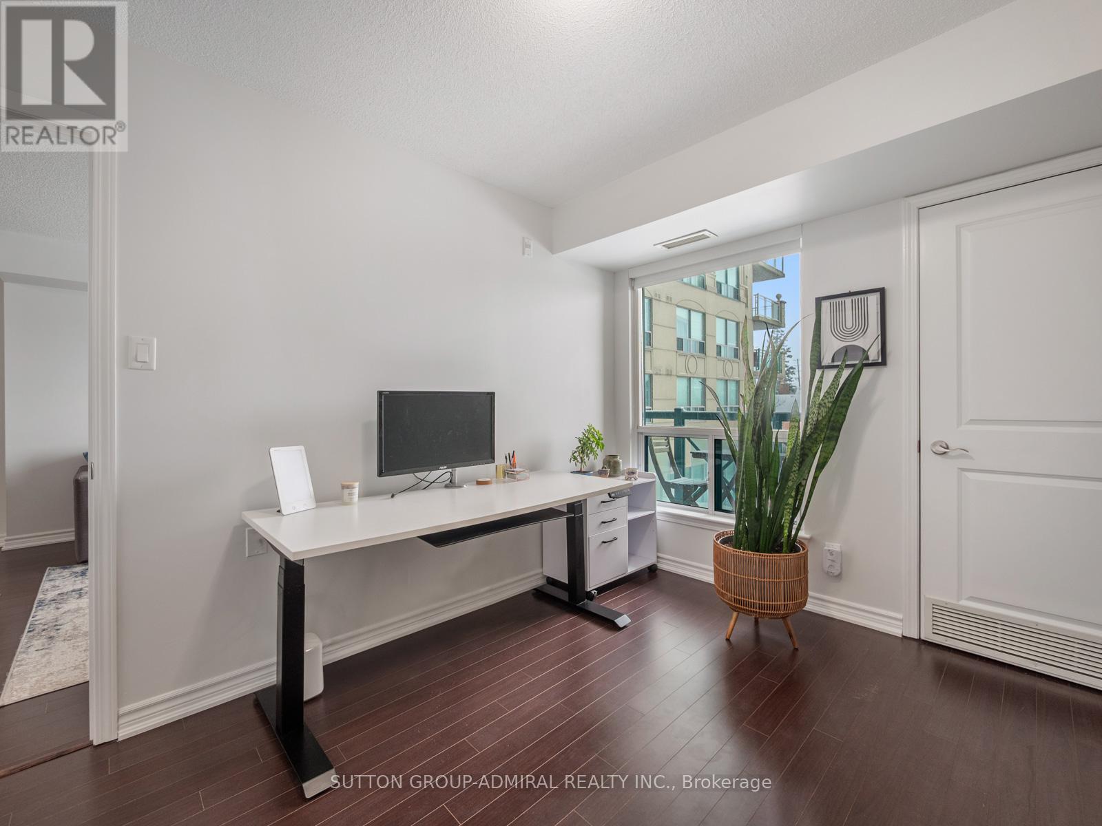 201 - 920 Sheppard Avenue W, Toronto, Ontario  M3H 0A2 - Photo 18 - C12723592