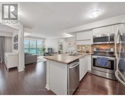201 - 920 SHEPPARD AVENUE W, Toronto, Ontario