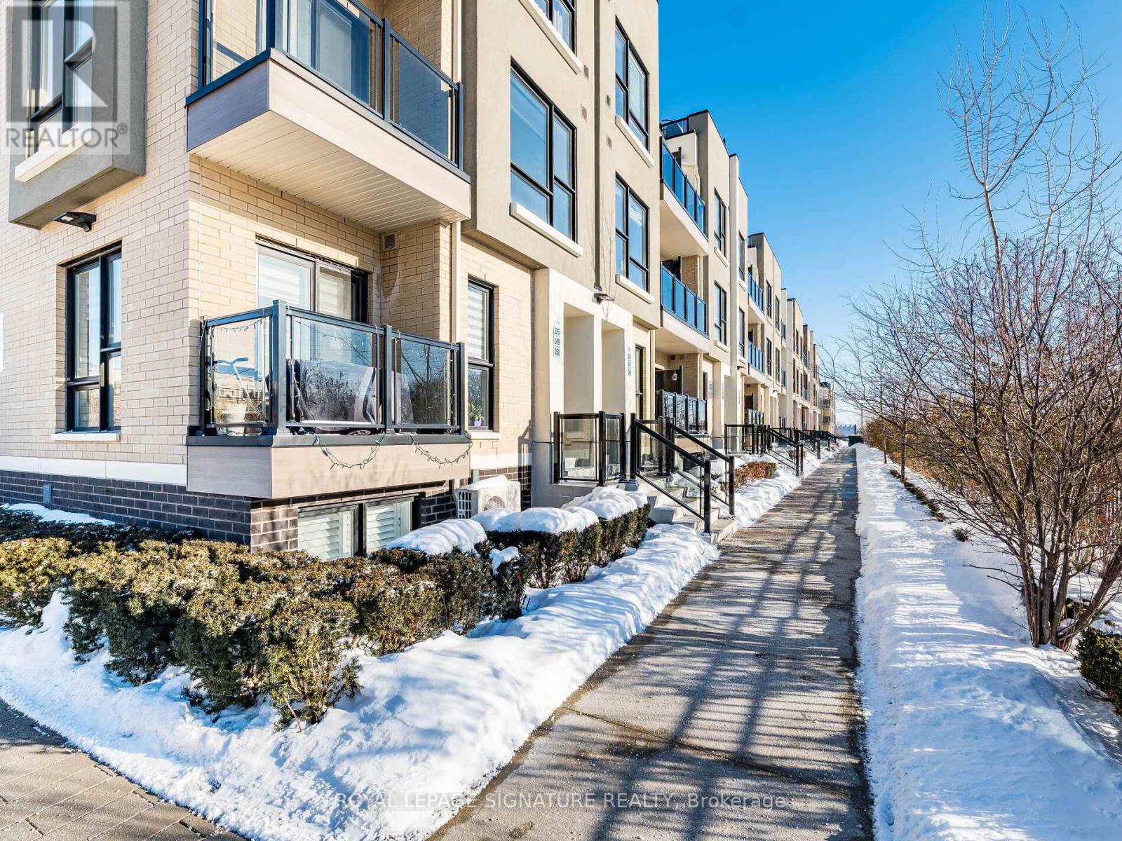 350 - 500 Kingbird Grove, Toronto, Ontario  M1B 0E4 - Photo 2 - E12723514