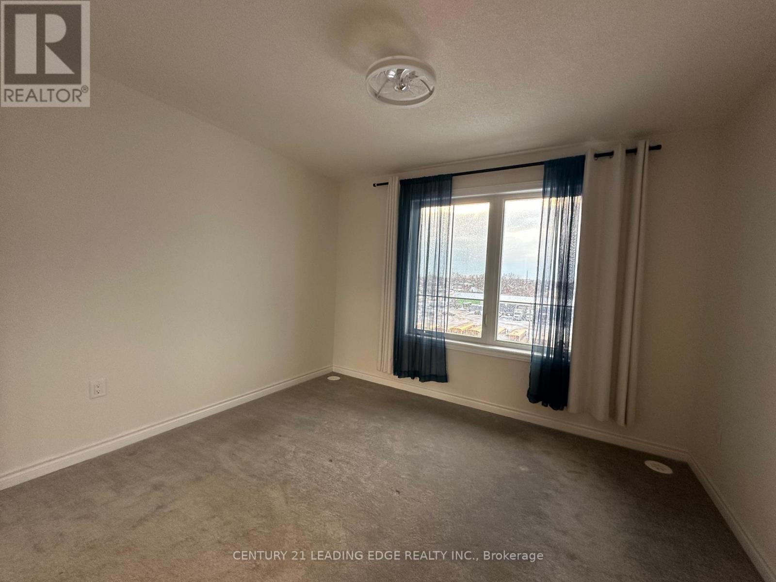 16 - 480 Beresford Path, Oshawa, Ontario  L1H 0B2 - Photo 5 - E12723548