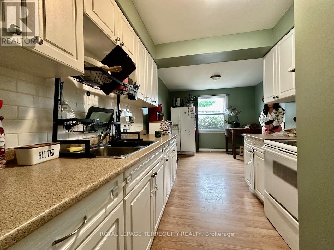 41 Orchard Place, Chatham-Kent, Ontario  N7M 1A6 - Photo 6 - X12722686