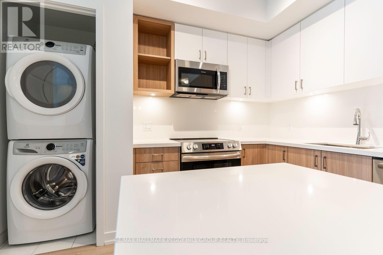 220 - 333 Sunseeker Avenue, Innisfil, Ontario  L9S 0R6 - Photo 7 - N12723540