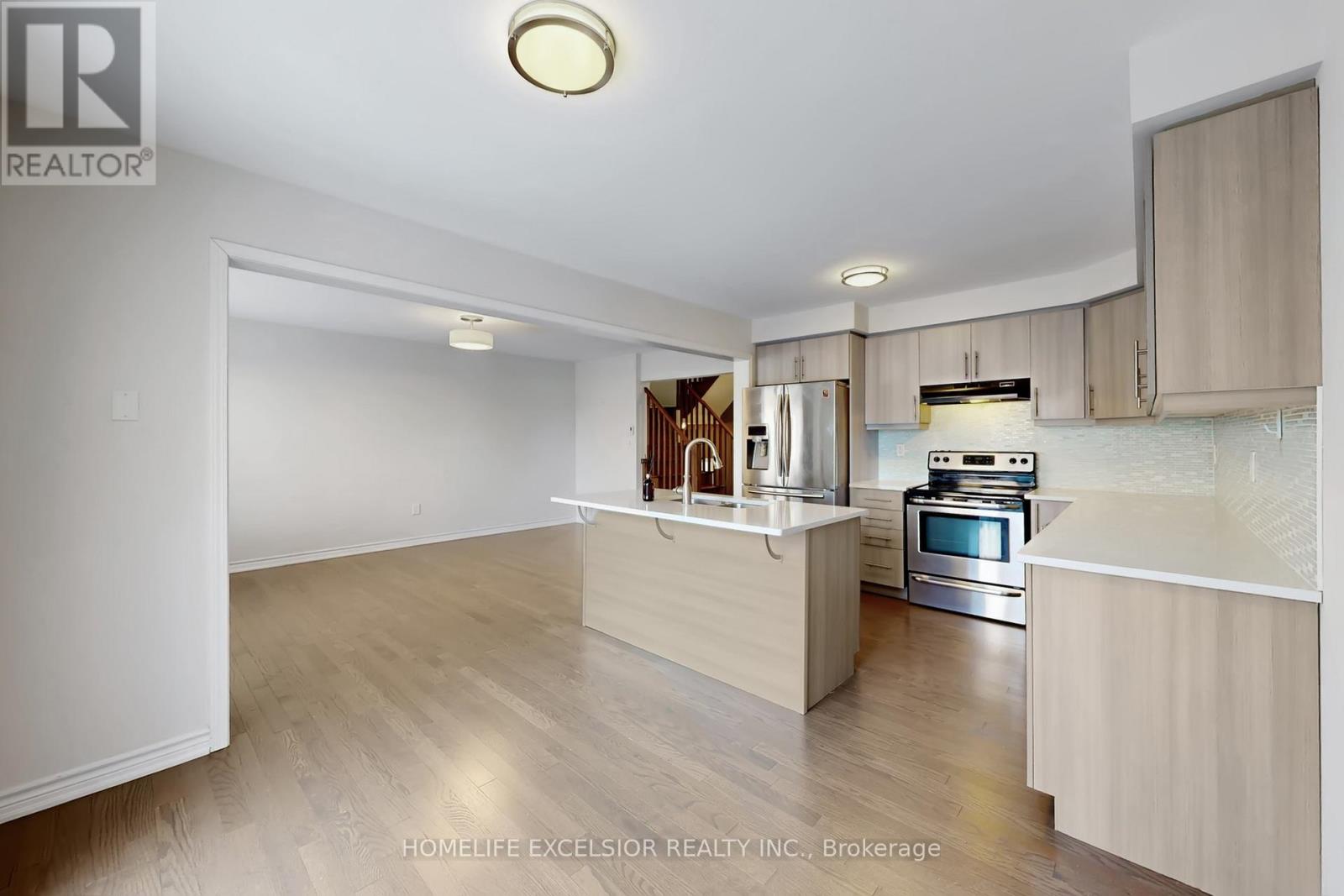 220 Payne Crescent, Aurora, Ontario  L4G 0T6 - Photo 11 - N12723550