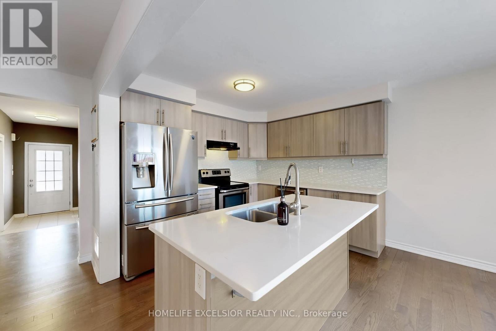 220 Payne Crescent, Aurora, Ontario  L4G 0T6 - Photo 16 - N12723550