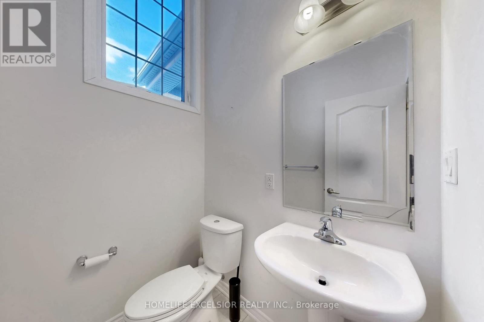 220 Payne Crescent, Aurora, Ontario  L4G 0T6 - Photo 19 - N12723550