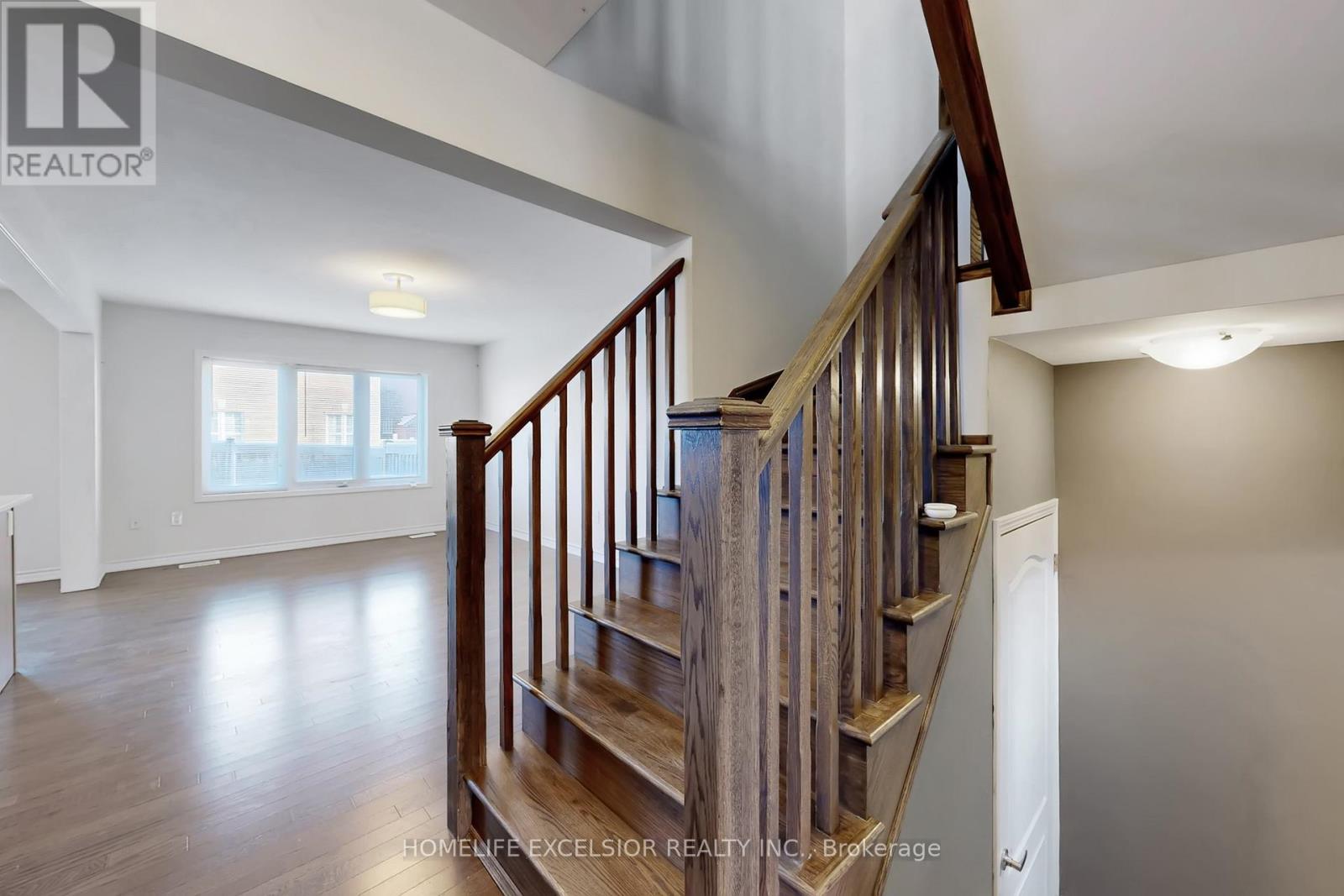 220 Payne Crescent, Aurora, Ontario  L4G 0T6 - Photo 20 - N12723550