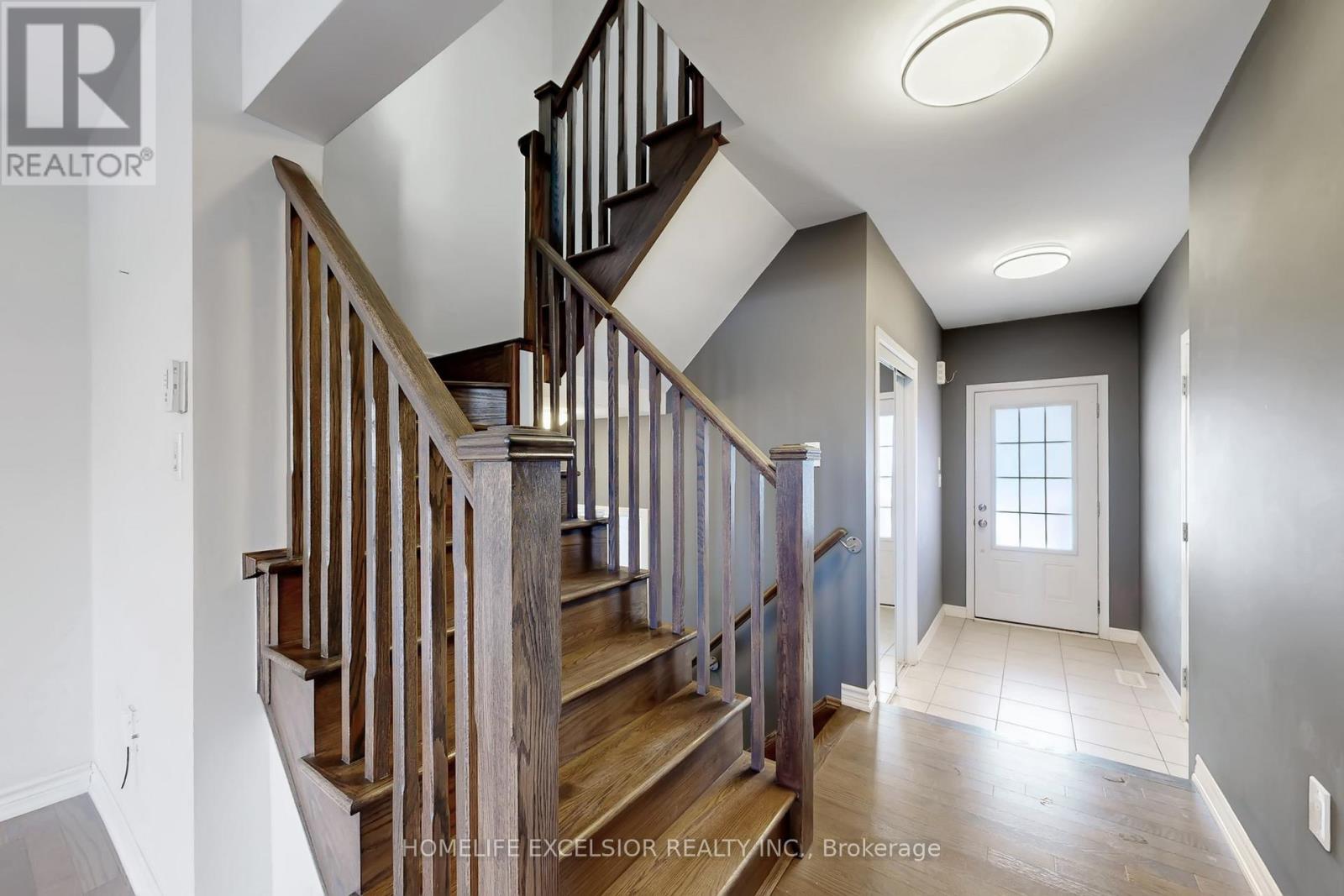 220 Payne Crescent, Aurora, Ontario  L4G 0T6 - Photo 21 - N12723550