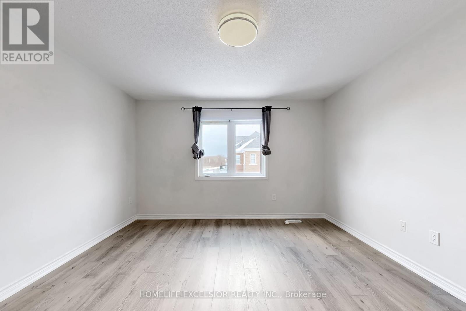 220 Payne Crescent, Aurora, Ontario  L4G 0T6 - Photo 26 - N12723550