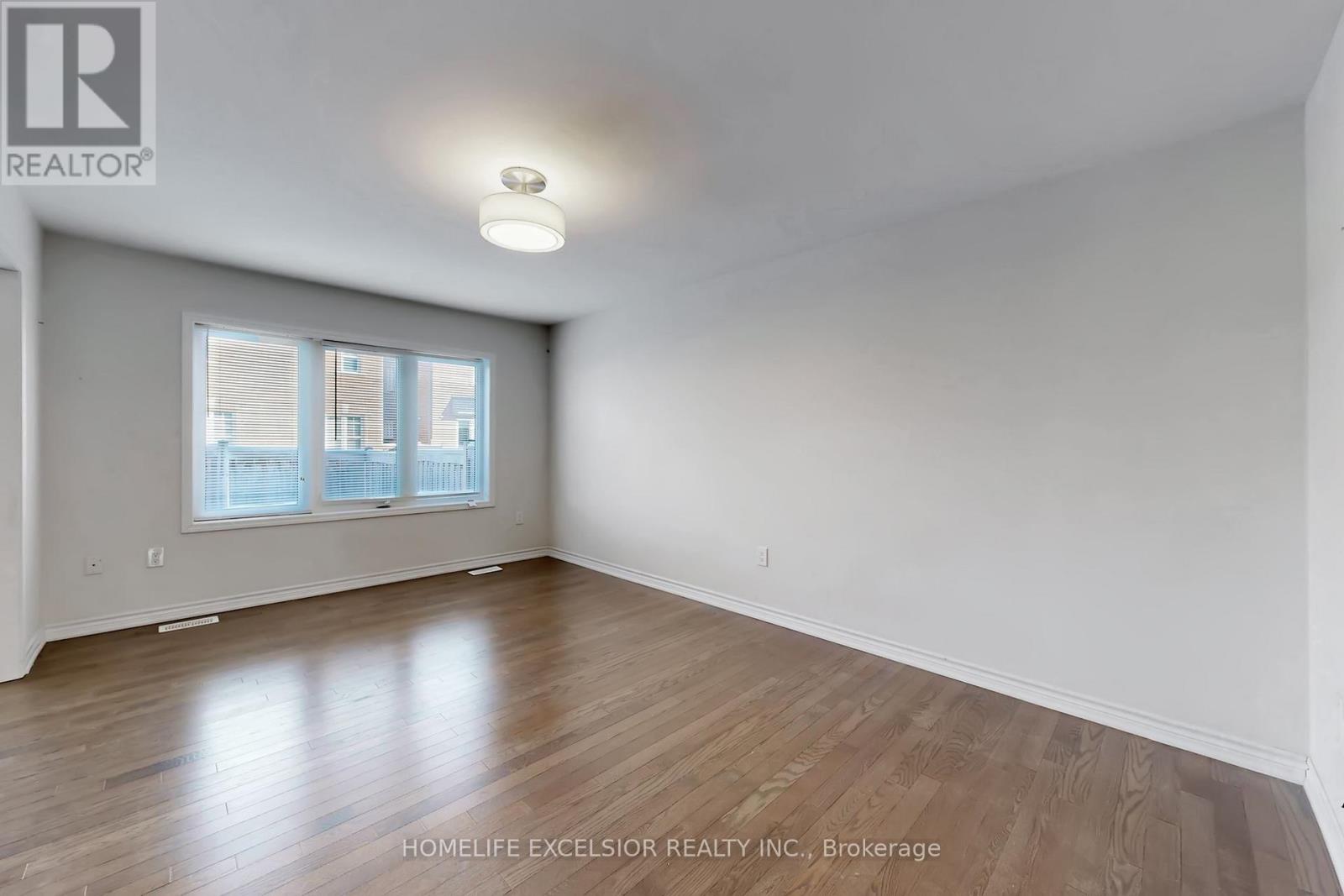 220 Payne Crescent, Aurora, Ontario  L4G 0T6 - Photo 6 - N12723550