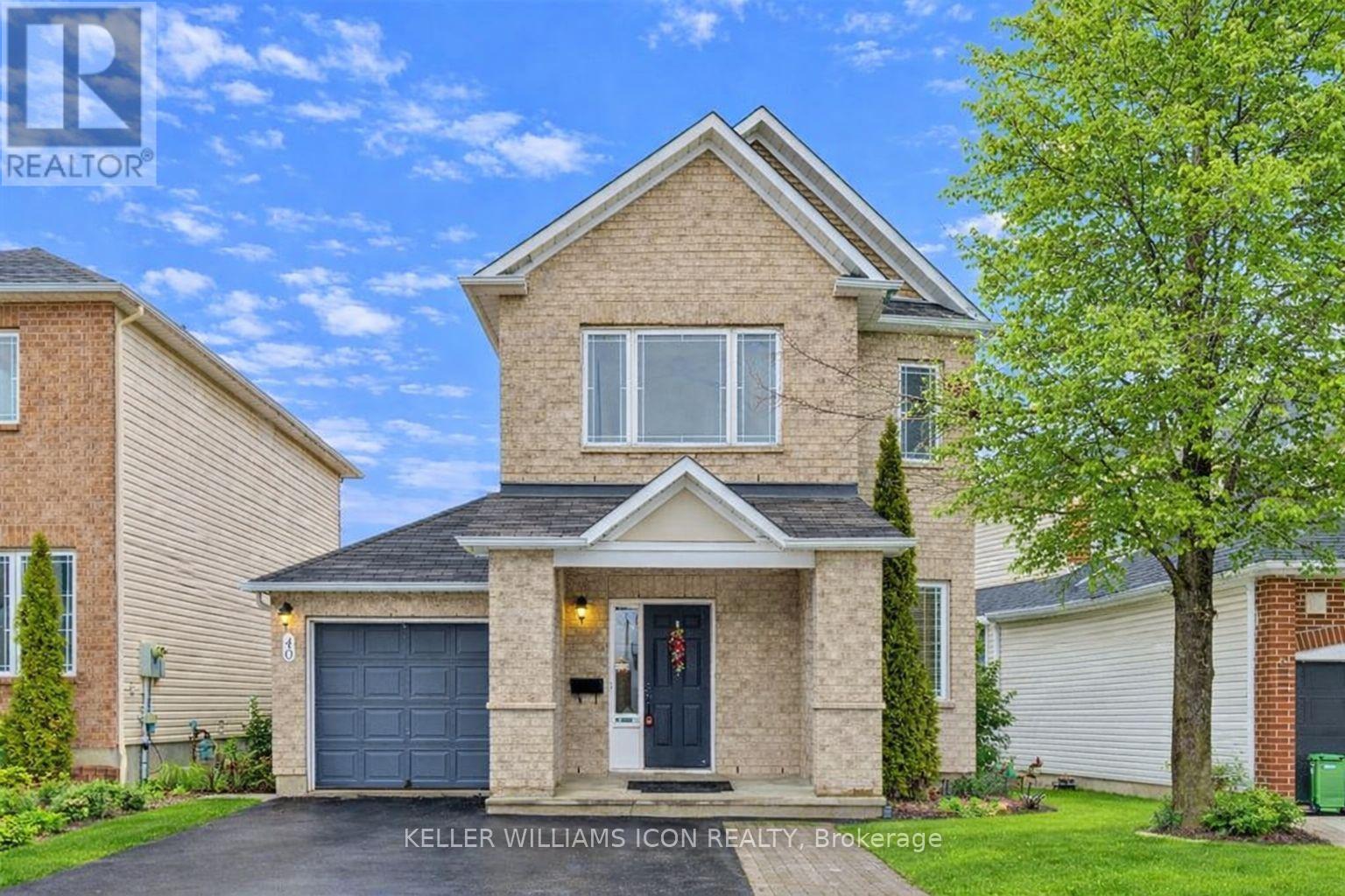 40 HUNTCLIFF PLACE, Ottawa, Ontario