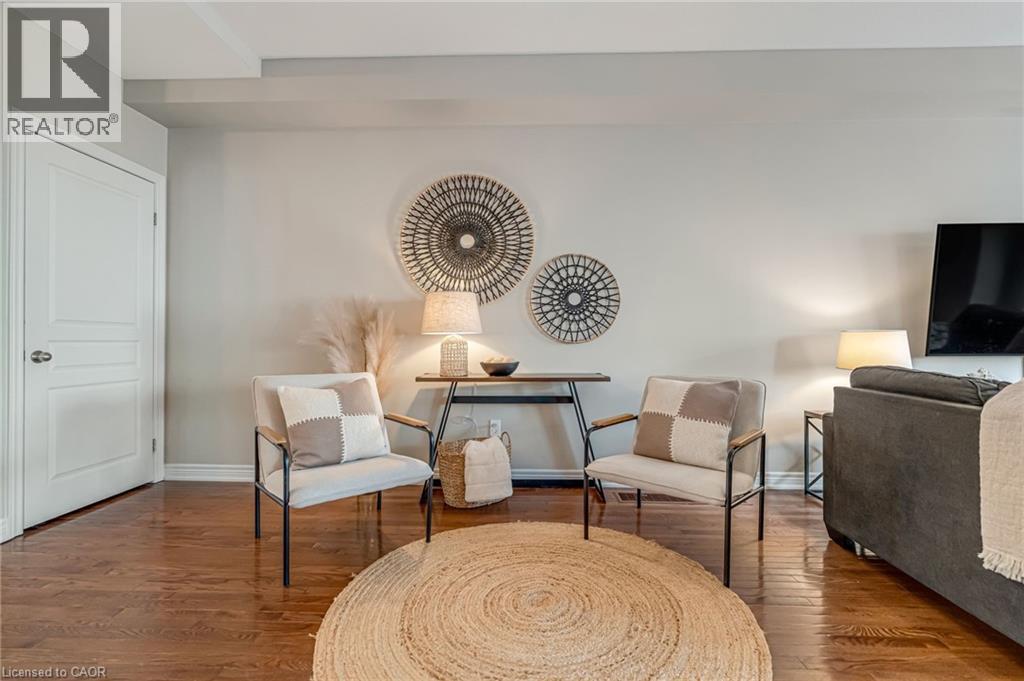 22 Forest Valley Crescent, Dundas, Ontario  L9H 0A7 - Photo 11 - 40799607