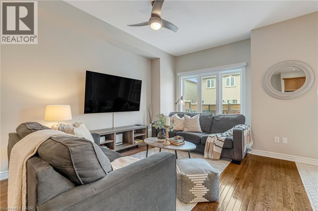 22 Forest Valley Crescent, Dundas, Ontario  L9H 0A7 - Photo 12 - 40799607