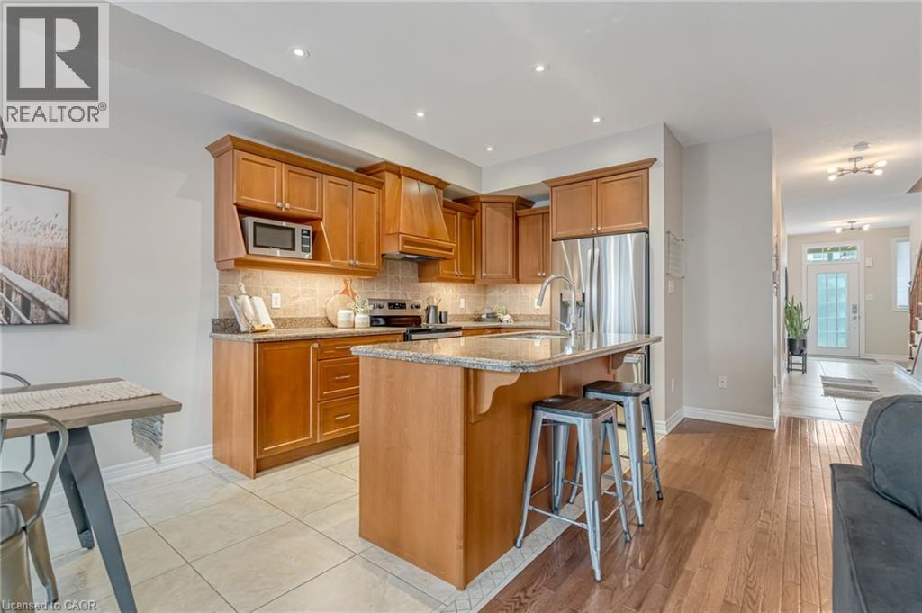 22 Forest Valley Crescent, Dundas, Ontario  L9H 0A7 - Photo 16 - 40799607