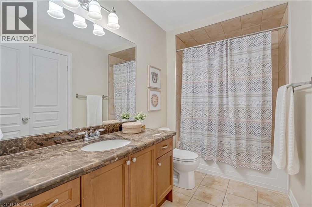 22 Forest Valley Crescent, Dundas, Ontario  L9H 0A7 - Photo 29 - 40799607