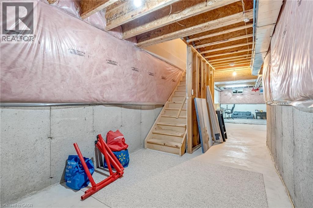 22 Forest Valley Crescent, Dundas, Ontario  L9H 0A7 - Photo 42 - 40799607