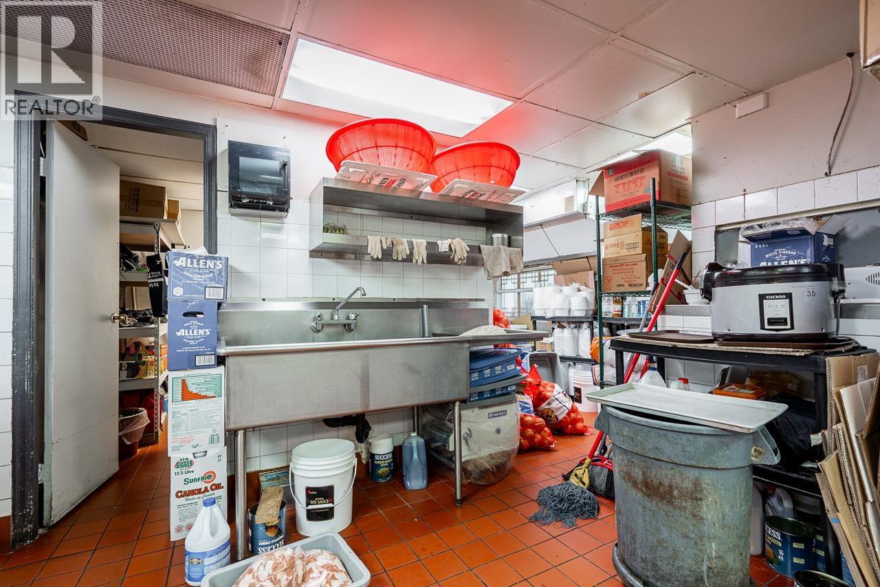 3021 Anson Avenue, Coquitlam, British Columbia  V3B 2H6 - Photo 13 - C8075449