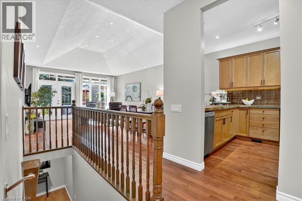 151 Reiber Court, Waterloo, Ontario  N2L 6N2 - Photo 15 - 40779303