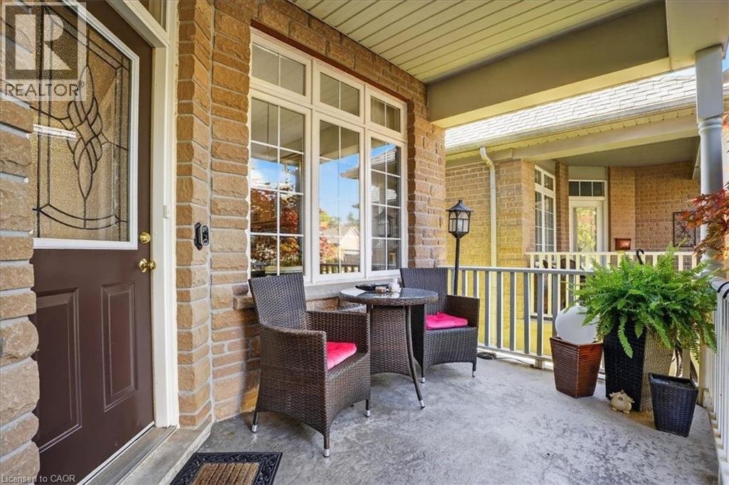 151 Reiber Court, Waterloo, Ontario  N2L 6N2 - Photo 4 - 40779303