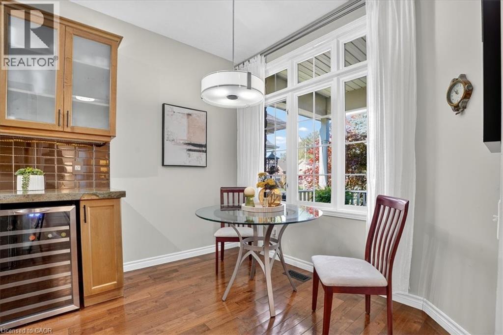 151 Reiber Court, Waterloo, Ontario  N2L 6N2 - Photo 8 - 40779303