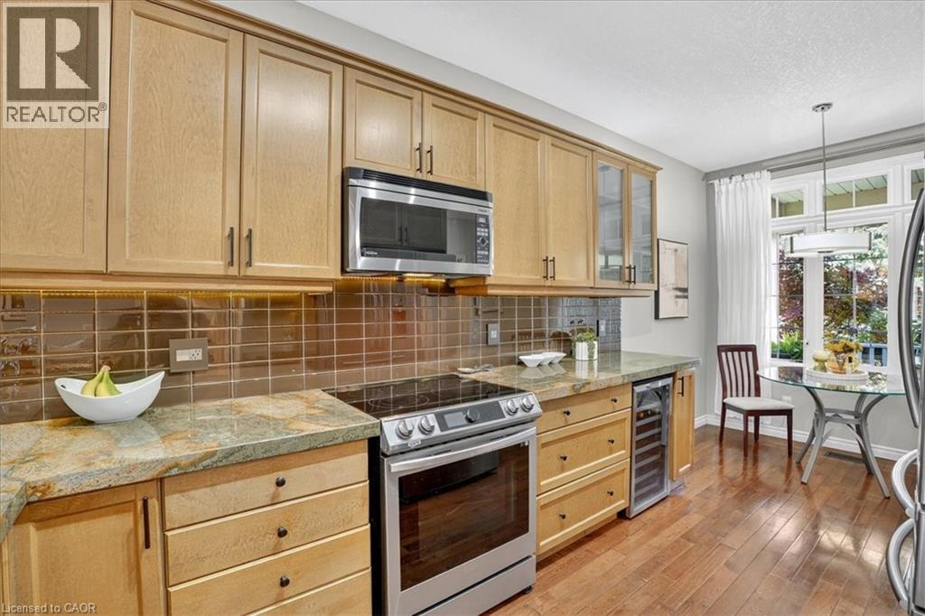 151 Reiber Court, Waterloo, Ontario  N2L 6N2 - Photo 11 - 40779303