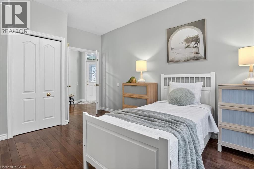 151 Reiber Court, Waterloo, Ontario  N2L 6N2 - Photo 29 - 40779303