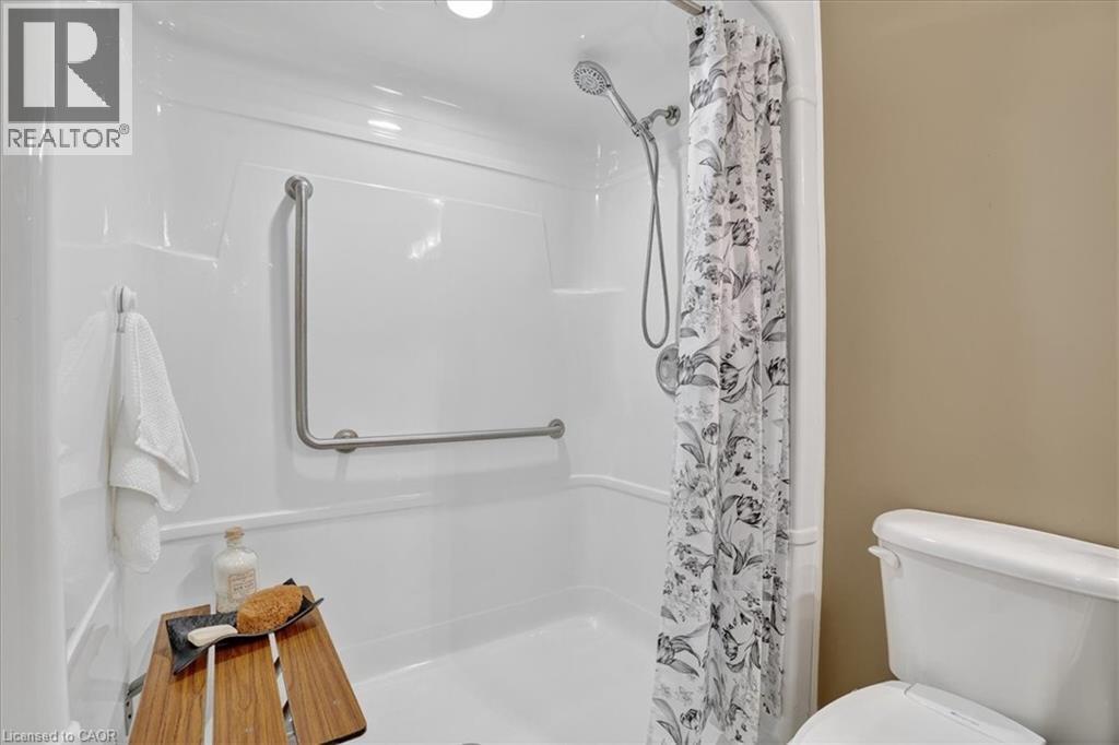 151 Reiber Court, Waterloo, Ontario  N2L 6N2 - Photo 27 - 40779303