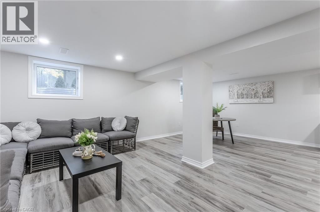 260 Foxbar Road, Burlington, Ontario  L7L 3A3 - Photo 29 - 40793910