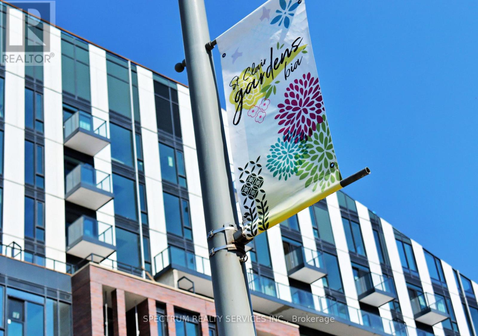 215 - 1808 St. Clair Avenue W, Toronto, Ontario  M6N 0C1 - Photo 2 - W12723512