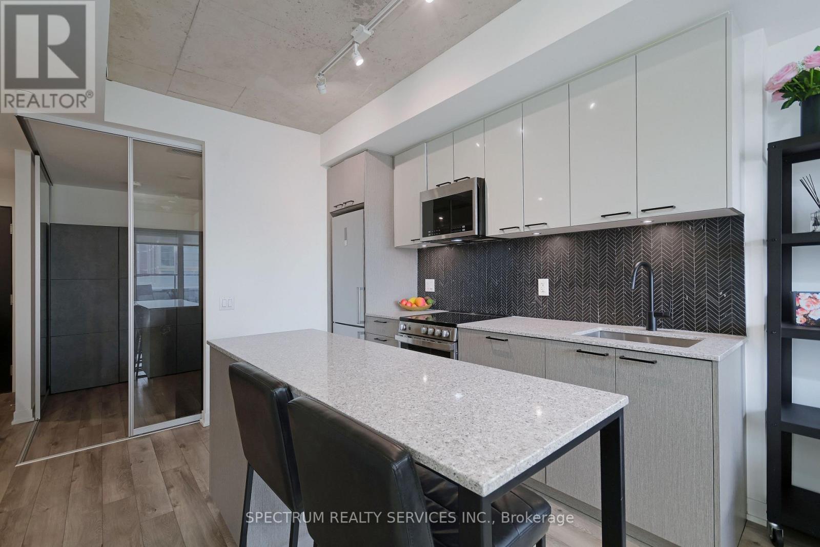 215 - 1808 St. Clair Avenue W, Toronto, Ontario  M6N 0C1 - Photo 23 - W12723512