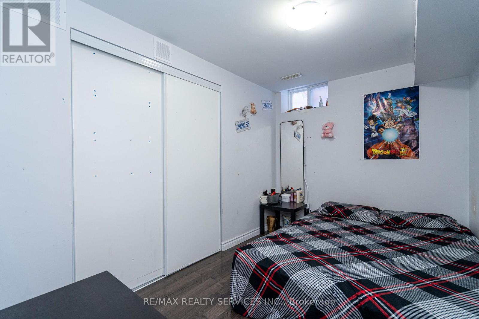 10 Penn Drive, Brampton, Ontario  L7A 1N8 - Photo 45 - W12723562