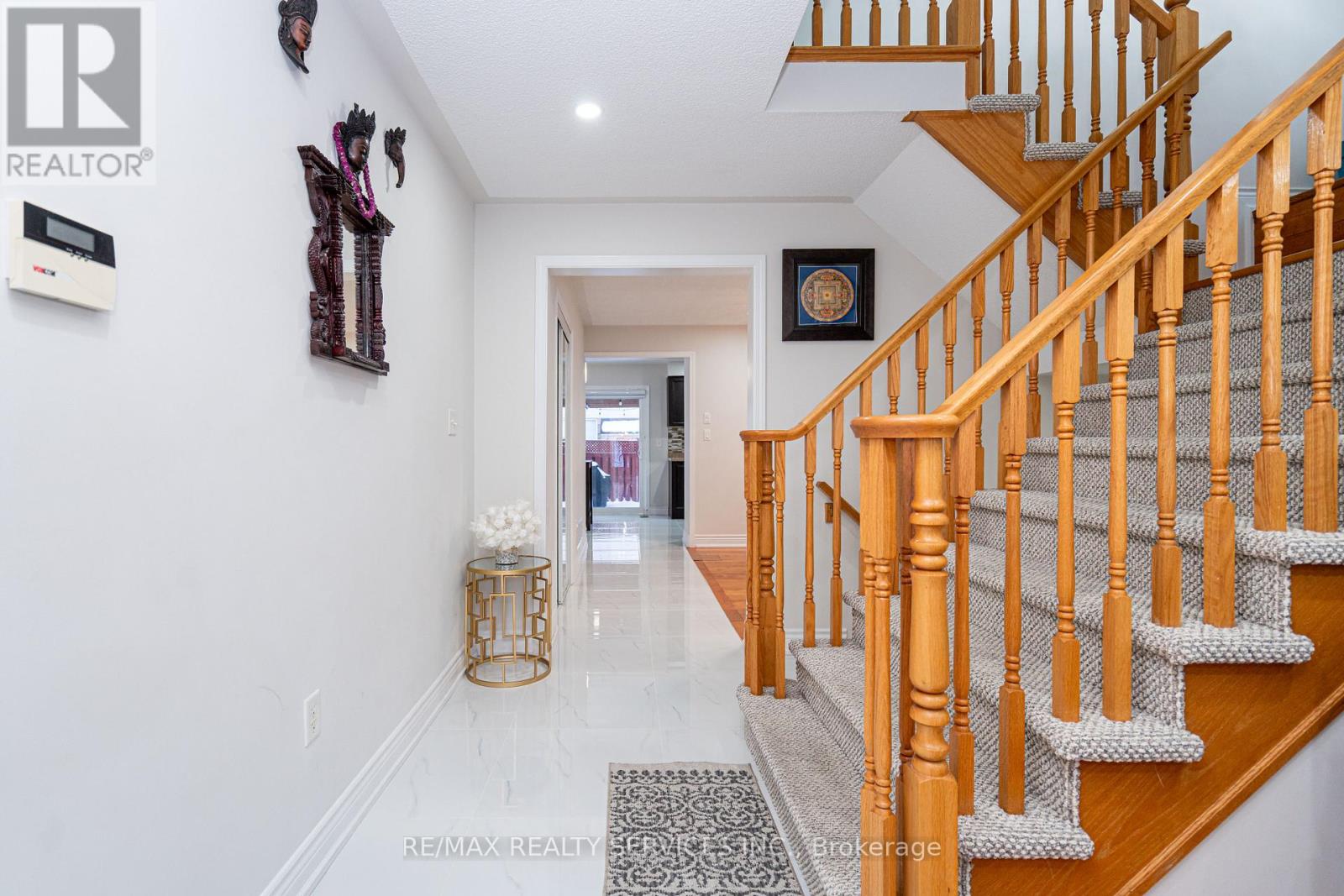 10 Penn Drive, Brampton, Ontario  L7A 1N8 - Photo 8 - W12723562