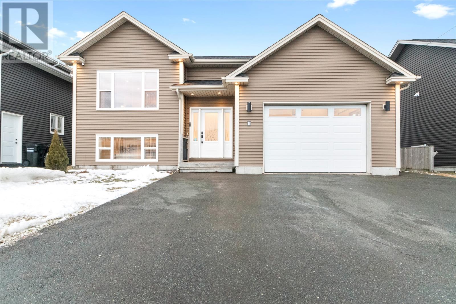 8 Caravelle Place, St. John's, Newfoundland & Labrador  A1A 0N4 - Photo 1 - 1293991