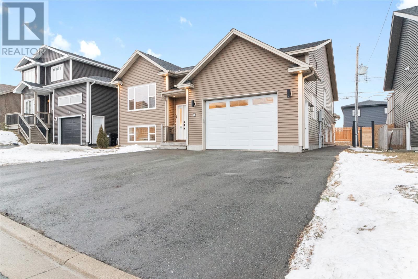 8 Caravelle Place, St. John's, Newfoundland & Labrador  A1A 0N4 - Photo 2 - 1293991