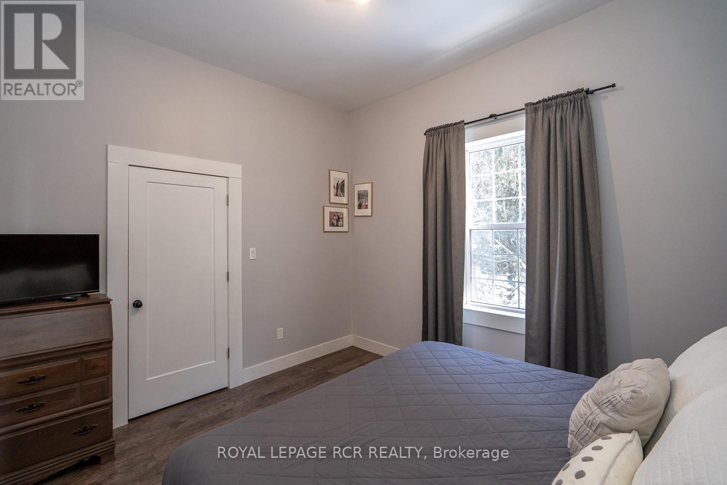 210 Carrol Street, Wellington North, Ontario  N0G 1A0 - Photo 13 - X12723488