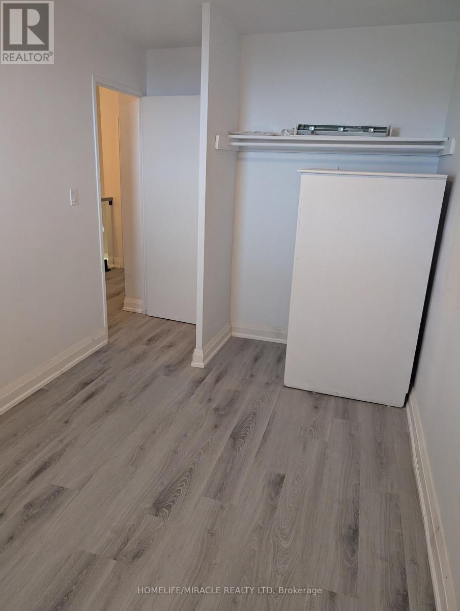 724 - 350 Quigley Road, Hamilton, Ontario  L8K 5N2 - Photo 10 - X12723538