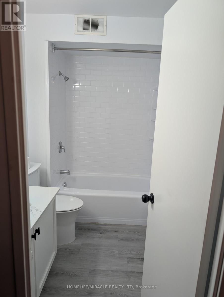 724 - 350 Quigley Road, Hamilton, Ontario  L8K 5N2 - Photo 11 - X12723538