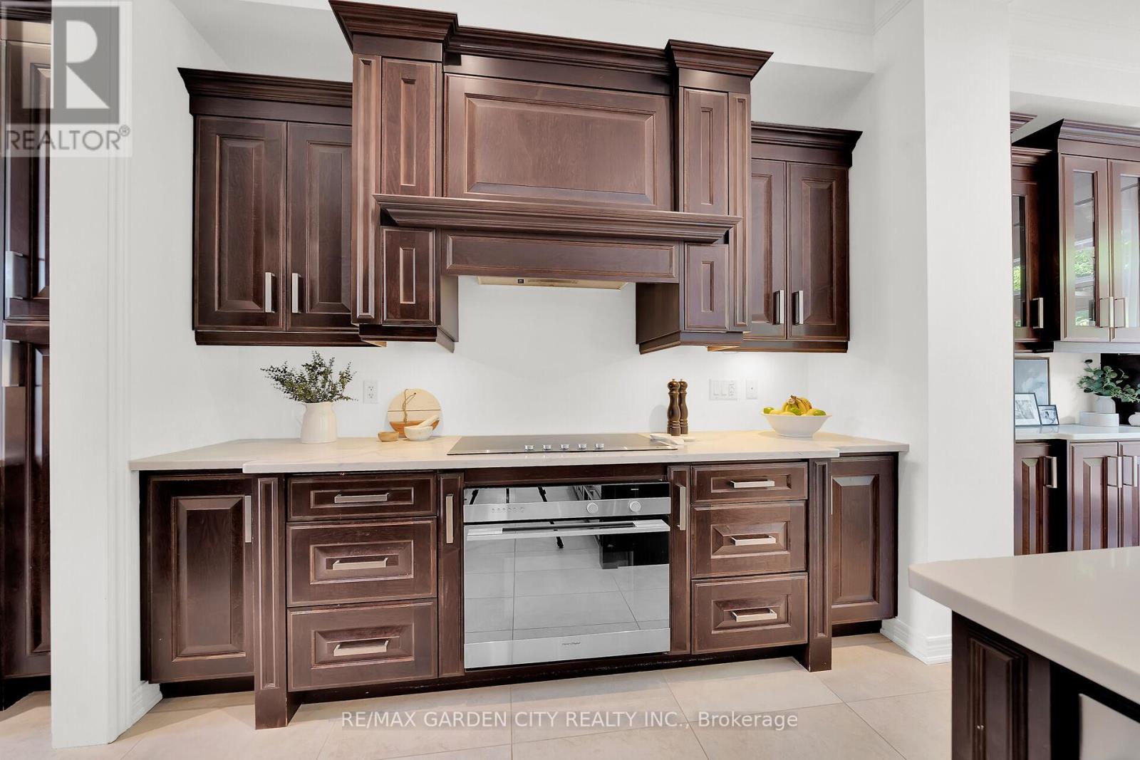 6 Vanderburgh Lane, Grimsby, Ontario  L3M 1P5 - Photo 12 - X12723582