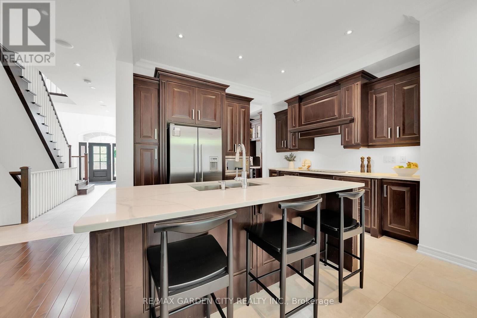 6 Vanderburgh Lane, Grimsby, Ontario  L3M 1P5 - Photo 14 - X12723582