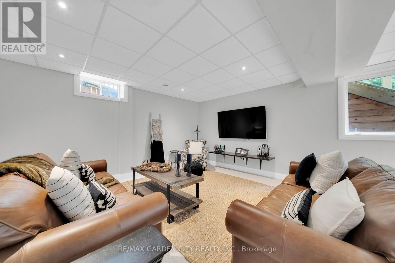 6 Vanderburgh Lane, Grimsby, Ontario  L3M 1P5 - Photo 41 - X12723582