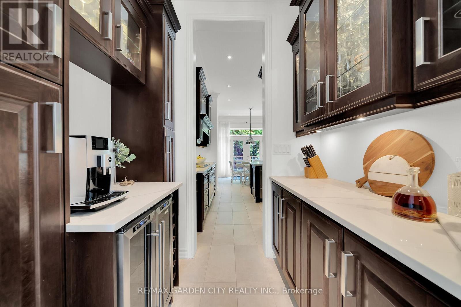 6 Vanderburgh Lane, Grimsby, Ontario  L3M 1P5 - Photo 9 - X12723582