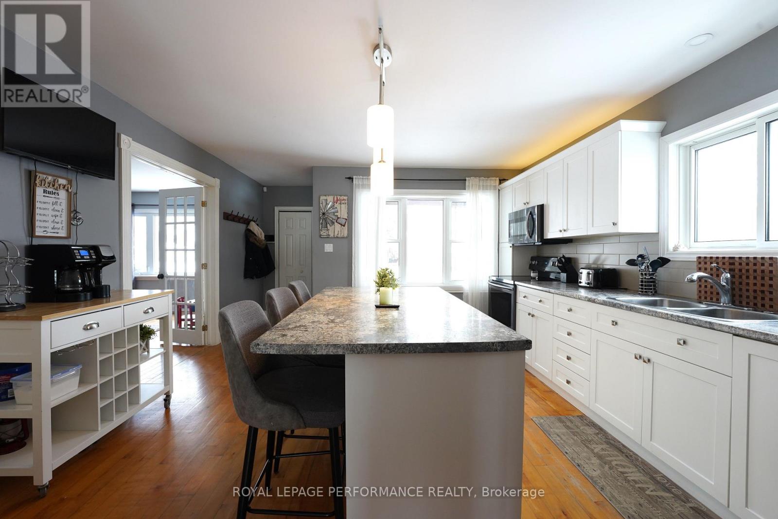 209 Anthony Street, Cornwall, Ontario  K6H 5K2 - Photo 6 - X12723766