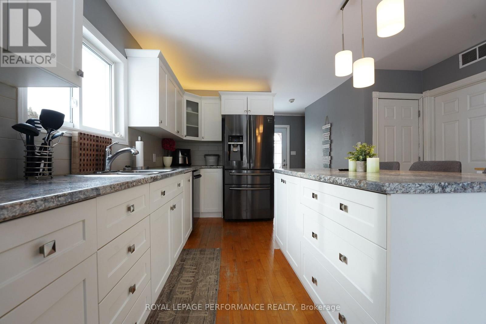 209 Anthony Street, Cornwall, Ontario  K6H 5K2 - Photo 7 - X12723766