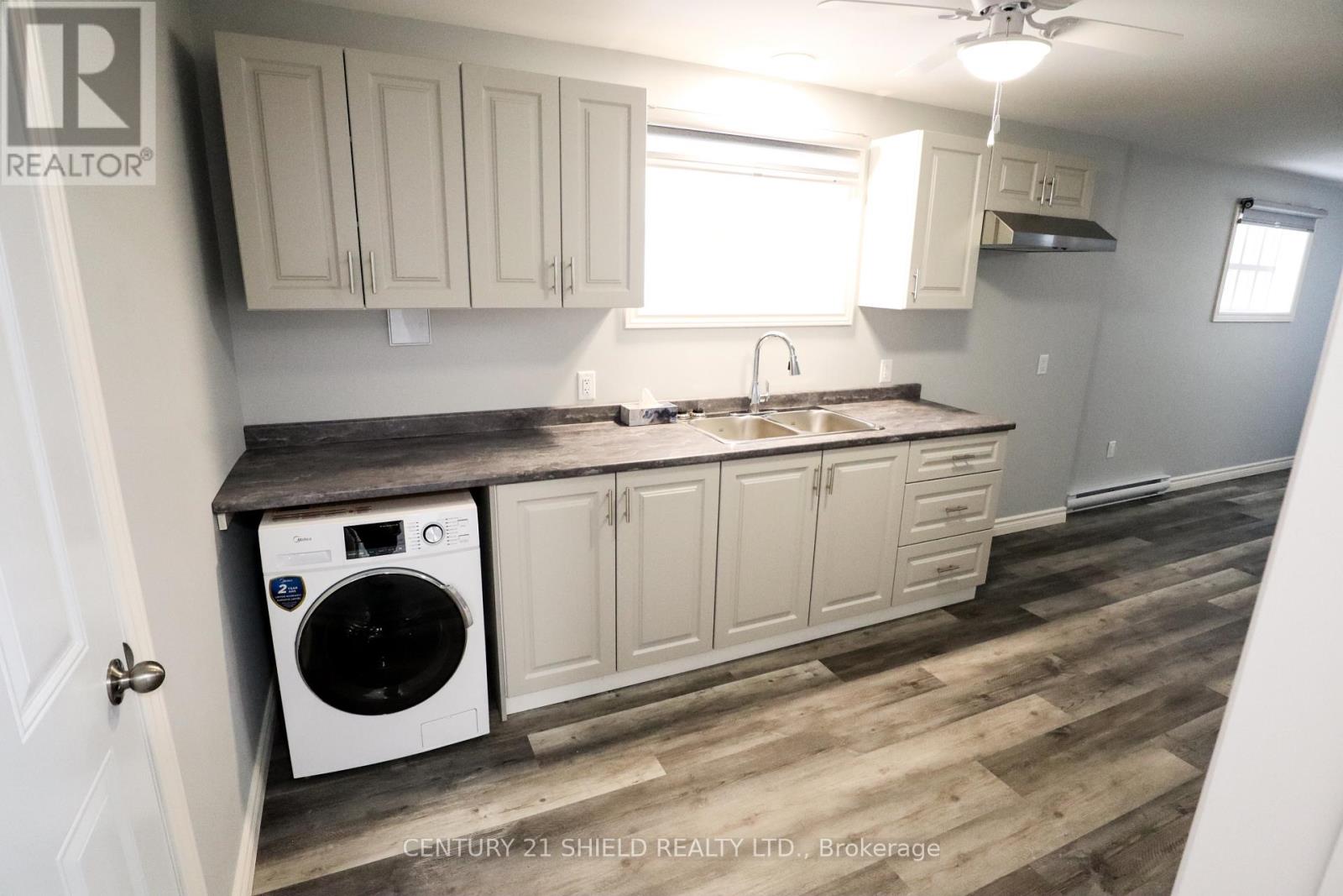 228-228a Carleton Street, Cornwall, Ontario K6H 4X4 - Photo 12 - X12723772