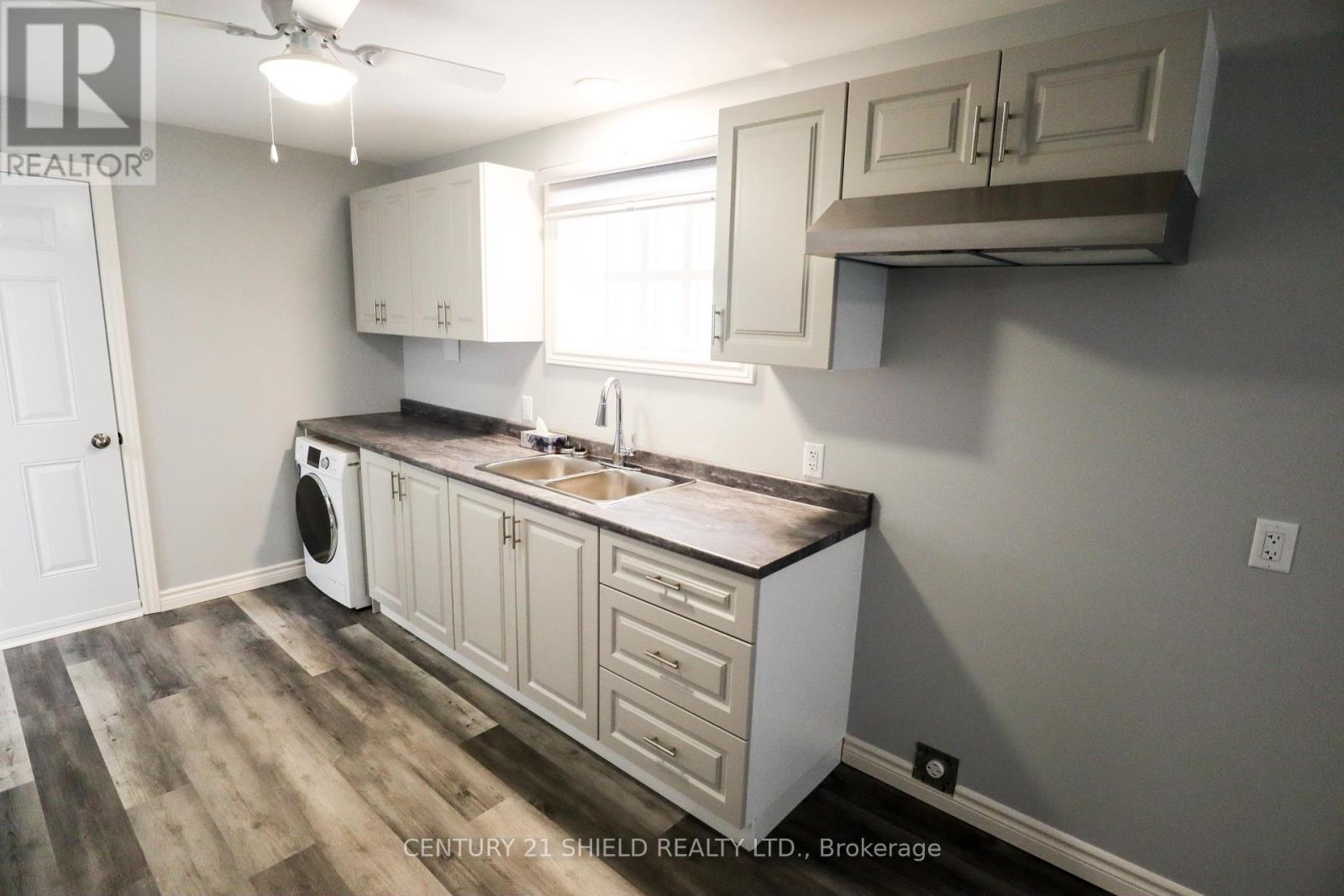 228-228a Carleton Street, Cornwall, Ontario K6H 4X4 - Photo 5 - X12723772