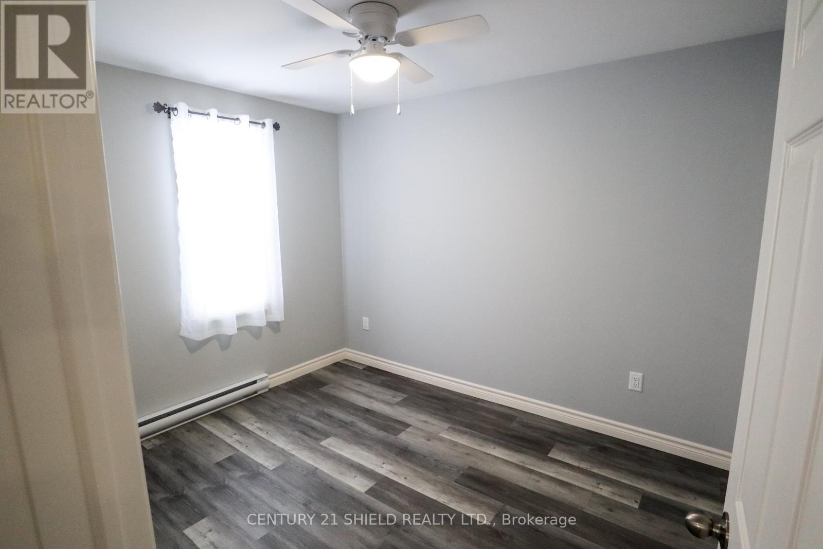 228-228a Carleton Street, Cornwall, Ontario K6H 4X4 - Photo 8 - X12723772