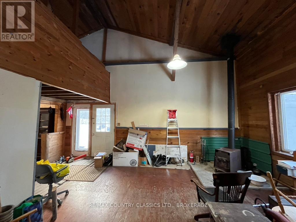 534 B Slate Falls Road, Addington Highlands, Ontario  K0H 1L0 - Photo 3 - X12554302