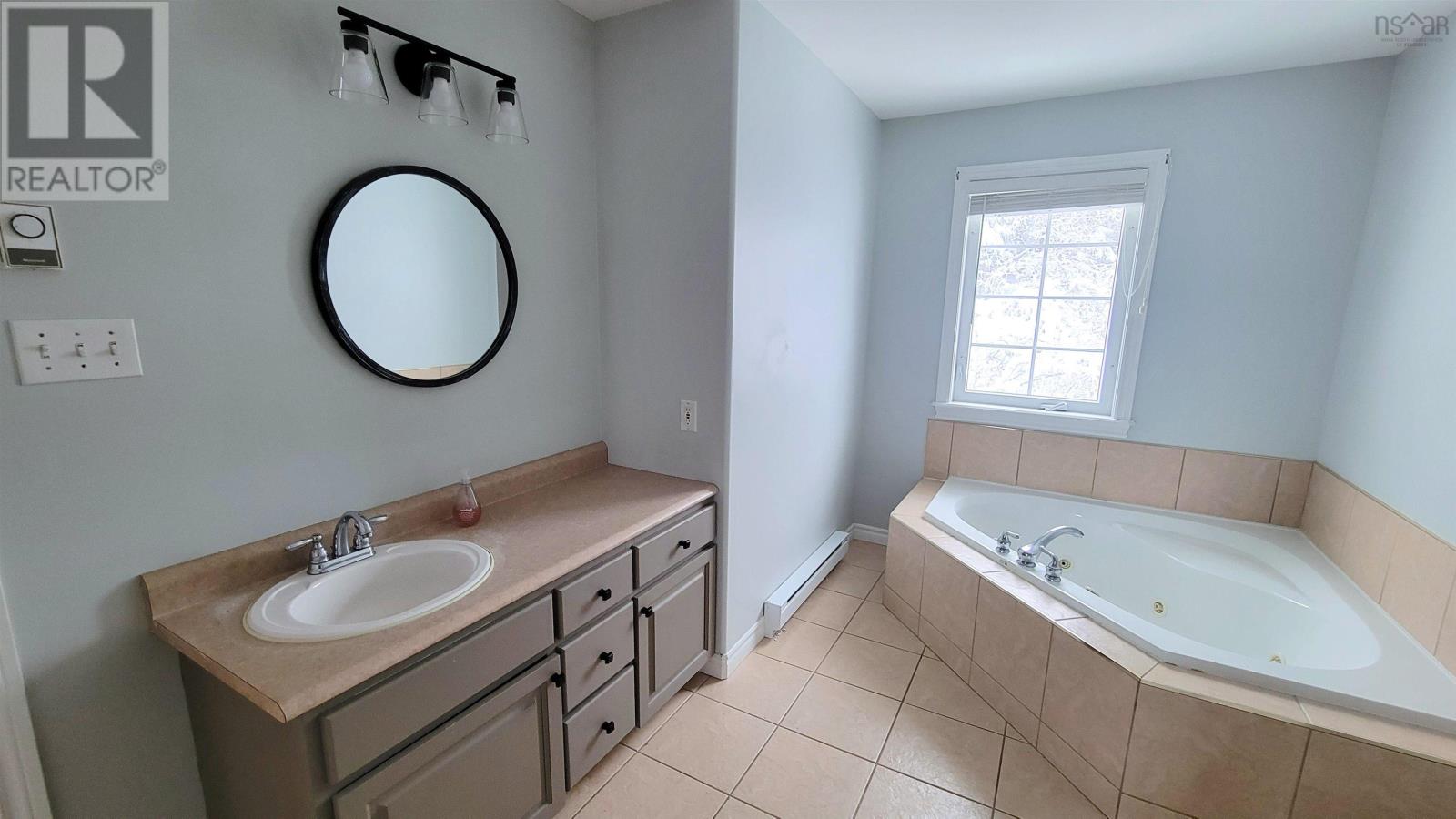 29 Major Court, Upper Sackville, Nova Scotia  B4E 3C7 - Photo 33 - 202528496