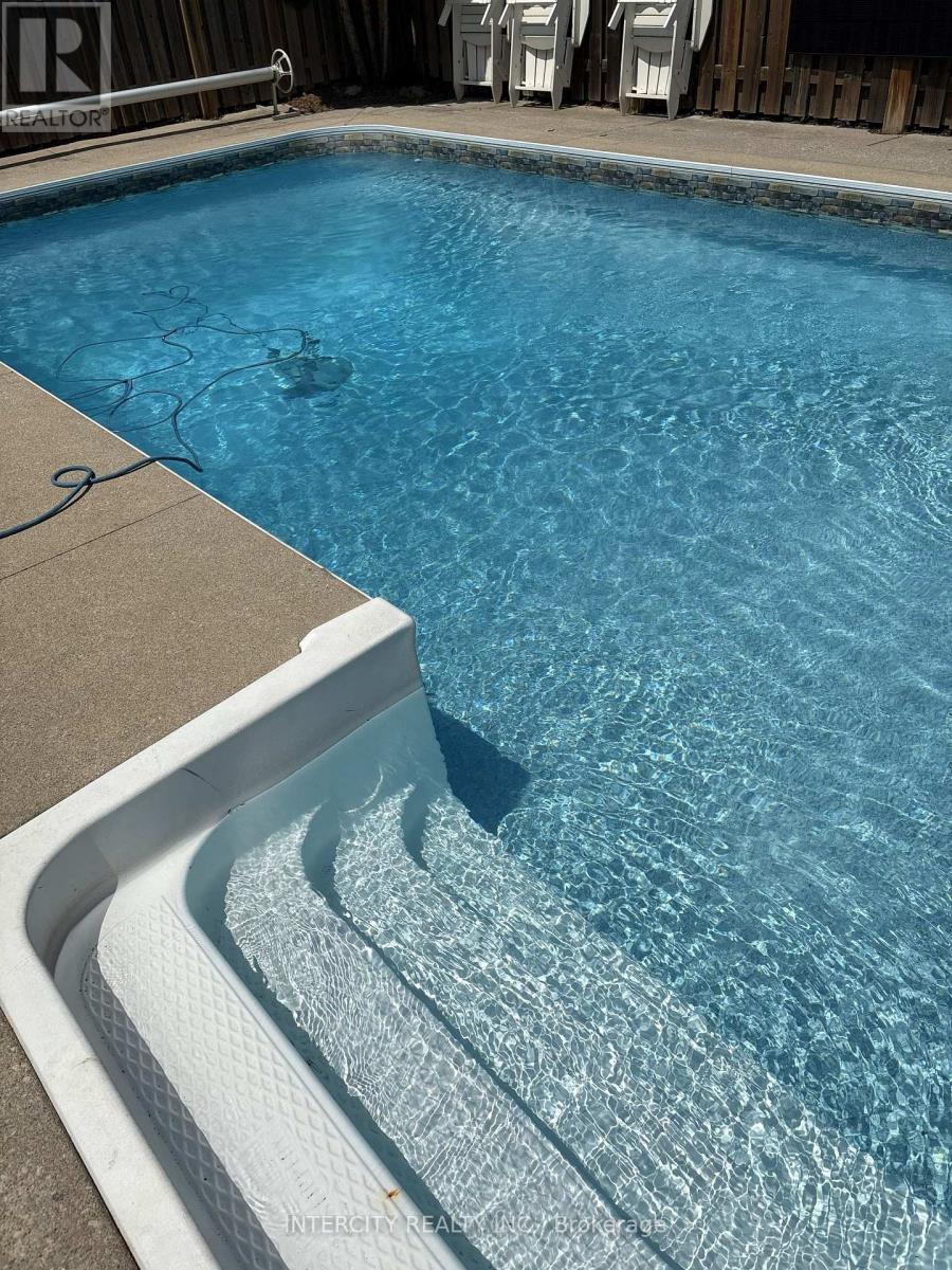 67 Sonny Street, Vaughan, Ontario  L6A 1B8 - Photo 48 - N12715442